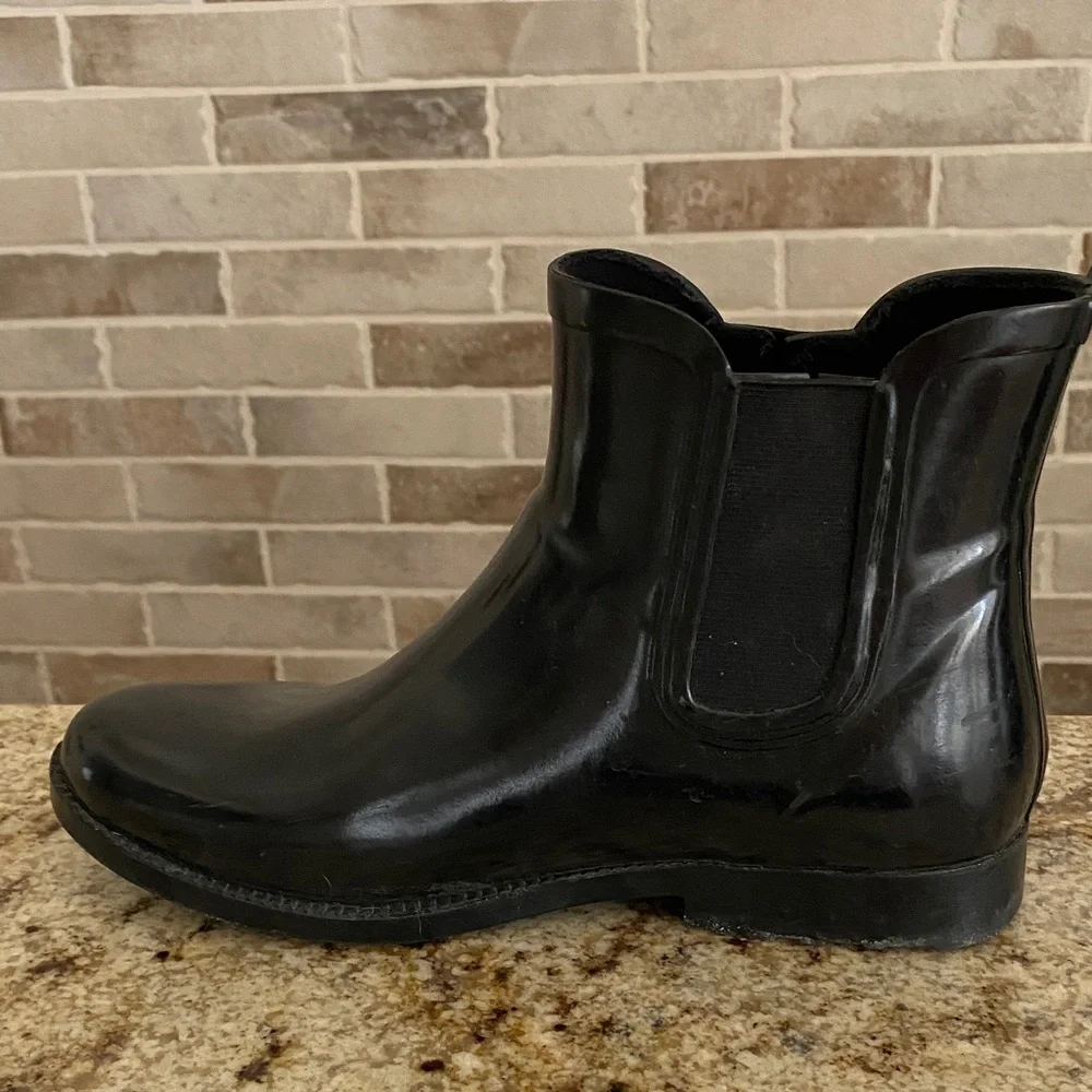 Michael Kors Black Gloss Chelsea Rain Ankle Boots